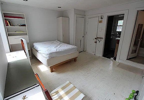 5th image of 260 W 91st St #5