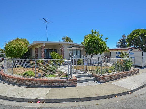 2nd image of 1746 Marigold Ct
