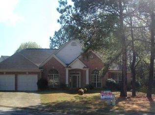 180 Parkside Dr, Fayetteville, GA 30214