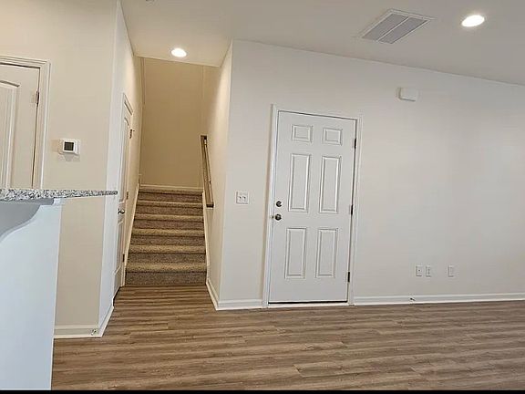 2nd image of 3045 Olivette Pl