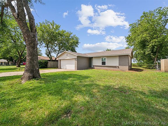4th image of 21413 E 31st Pl S