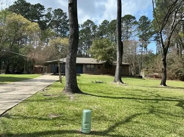 1108 Youpon Dr, Montgomery, TX 77316