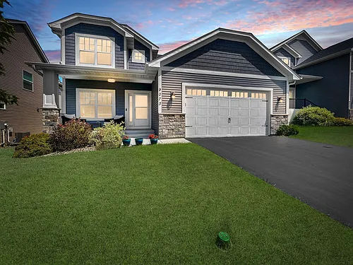 9073 Degler Ln Photo 1
