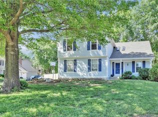 7307 Park St, Shawnee, KS 66216