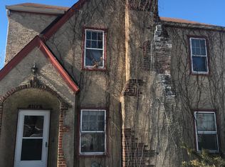 1173 Lane Pl, Saint Paul, MN 55106