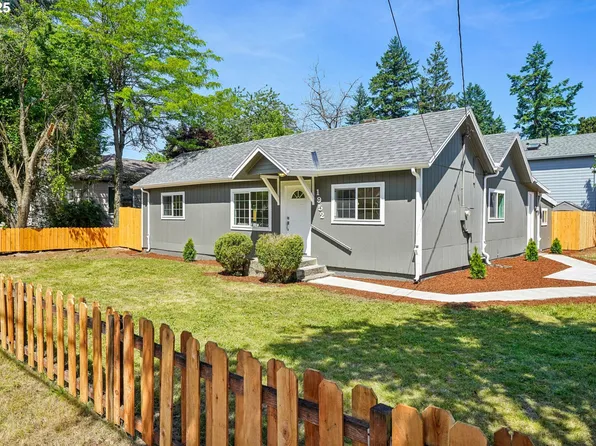 1952 SE 139th Ave, Portland, OR 97233