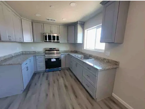 Building Photo - 1125 H St #1135