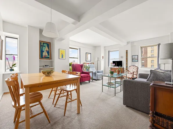 111 Hicks Street image 1 of 11