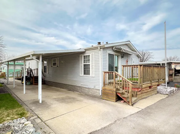 24331 Farrand St, Harrison Township, MI 48045