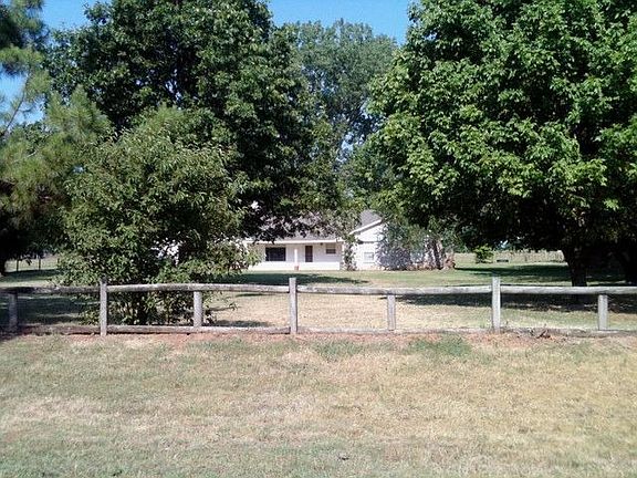 5th image of 16618 S 203rd East Ave