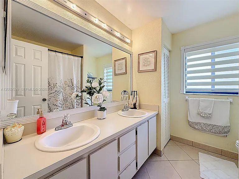 8060 NW 51st Ct — Photo 26