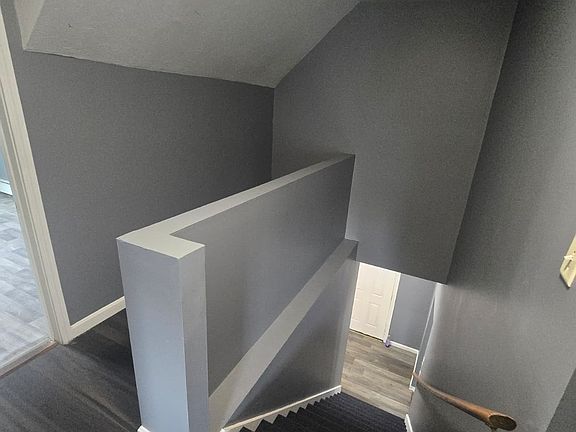 4th image of 19 Ashburnham St #1