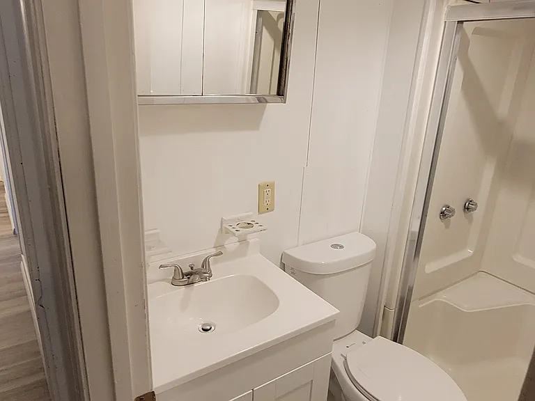 133 E Market St #2 — Photo 28