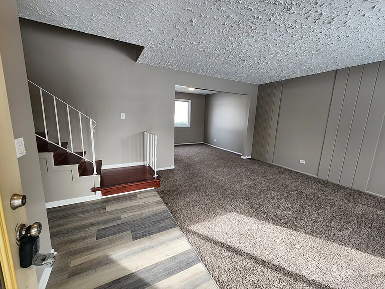 332 Drake Ave — Photo 11