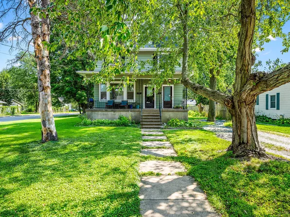2206 W Ayres Ave APT B, West Peoria, IL 61604