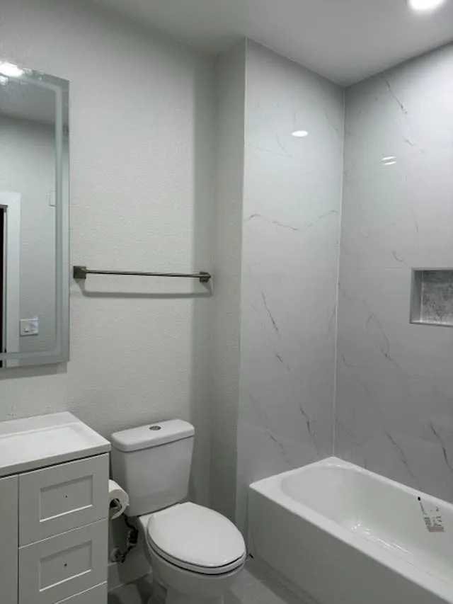 2 bed, 1124 sqft, $1,800 — Photo 4