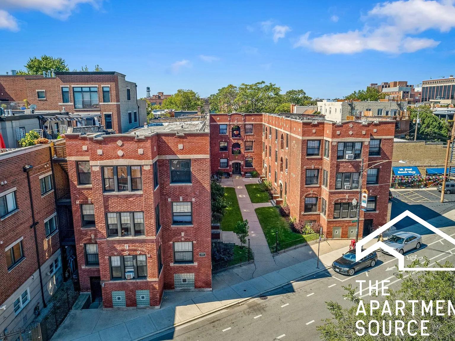 Studio, 400 sqft, $1,675 — Photo 1