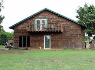 8305 S Camp Rd, Waukomis, OK 73773