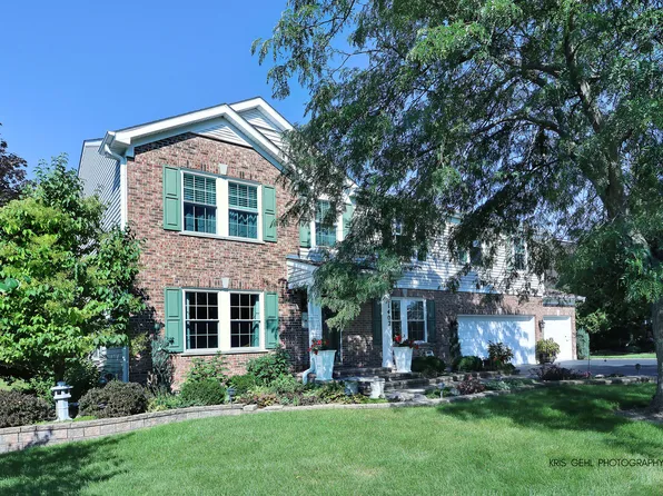 1402 Benton Rd, Lake Villa, IL 60046