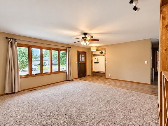 2nd image of 533 Prospect Dr