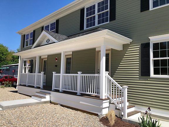 3rd image of 697 Putnam Pike #4