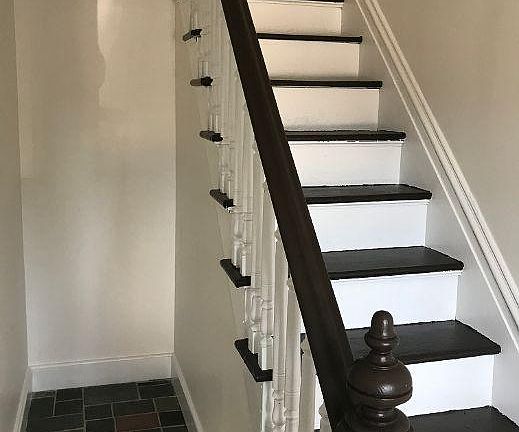 5th image of 146 Tompkins Ave