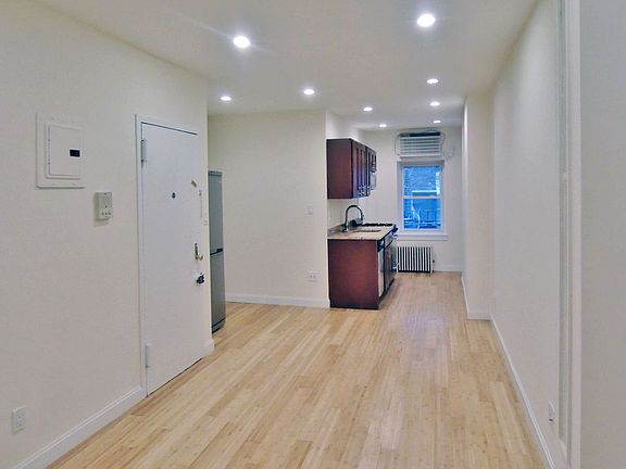 3rd image of 1160 1st Ave APT 4S