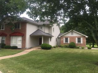 107 Walnut Park Dr, Sedalia, MO 65301