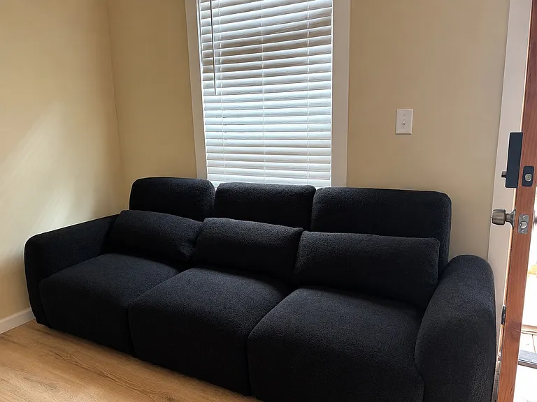 427 Holly St NW #1 — Photo 8