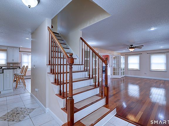 4th image of 55 Rutledge Road