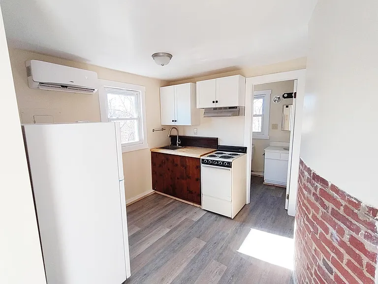 4317 Buckeystown Pike #R — Photo 2
