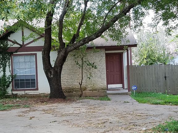 3rd image of 10442 Doc Holliday Trl #B