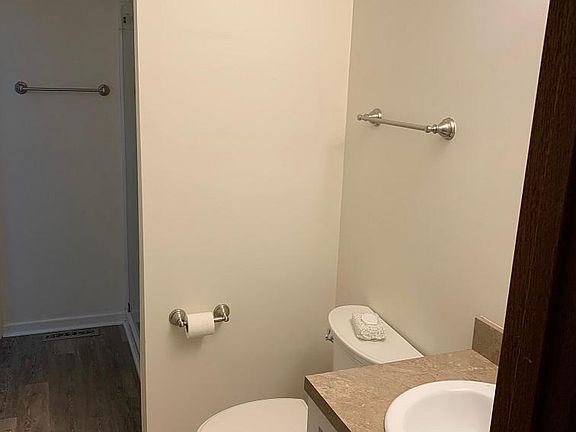 3rd image of 315 Burman Ln
