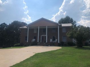 431 Draper Rd, Talladega, AL 35160