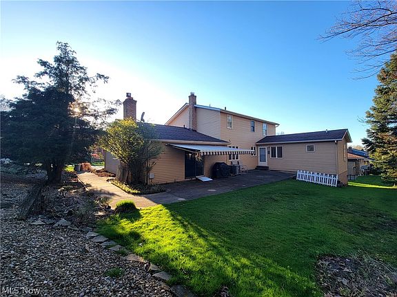 2nd image of 6859 Karen Dr