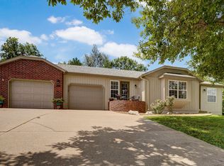 232 Shady Acres Cir, Nixa, MO 65714