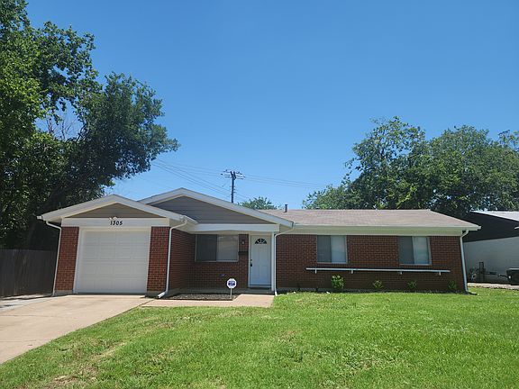 2nd image of 1305 Milmo Dr