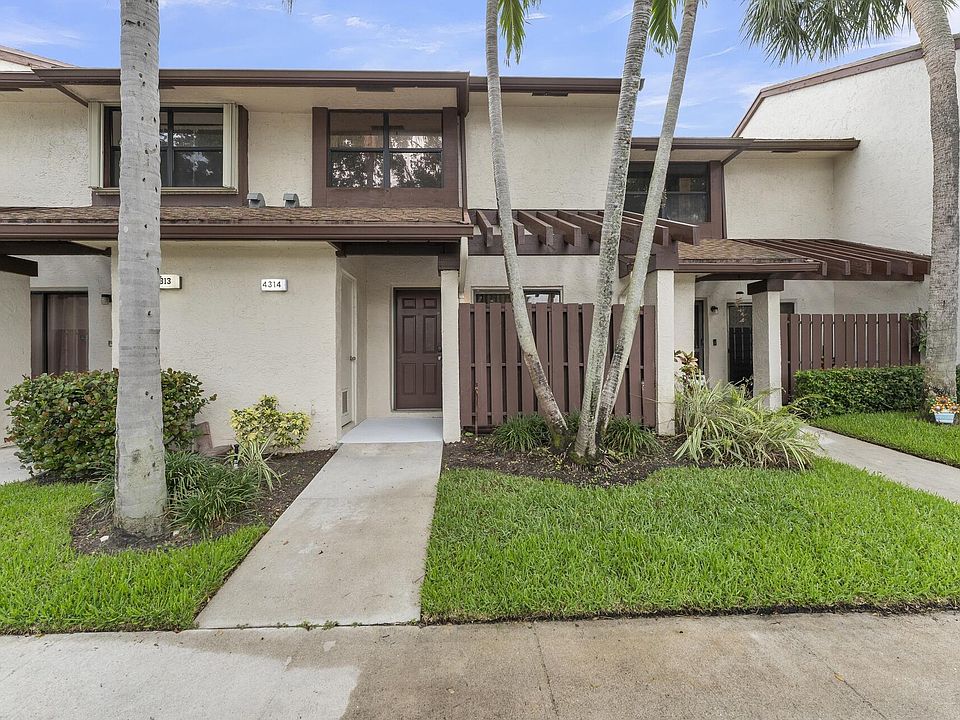 1st image of 4314 Carambola Circle N