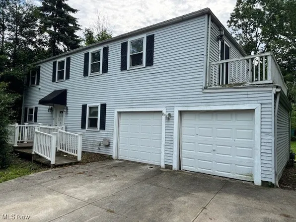 4 Owaissa Rd, Timberlake, OH 44095