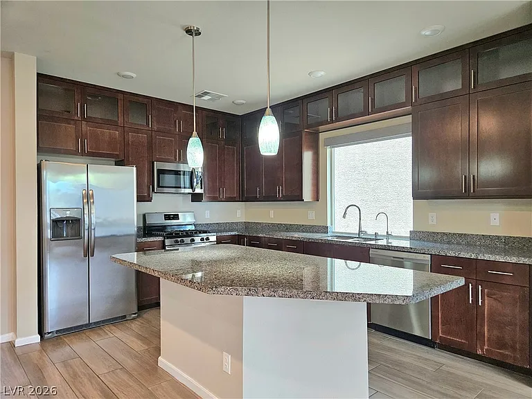 8016 Carpenter Creek Ave — Photo 9