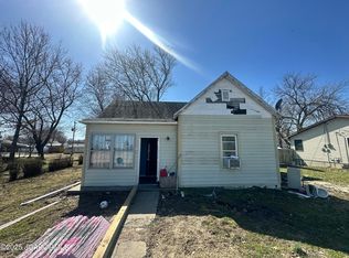 405 W Railroad Ave, California, MO 65018
