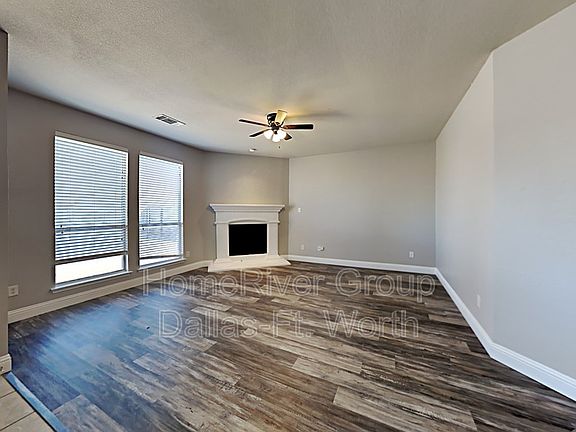 3rd image of 1112 Mourning Dove Dr