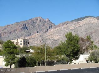 5750 N Camino Esplendora, Tucson, AZ 85718