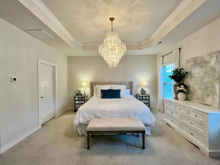 1813 Shumard Ln — Photo 12