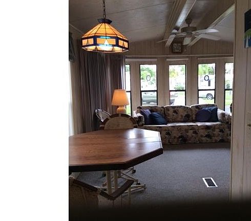 4th image of 4521 Liberty Ln E