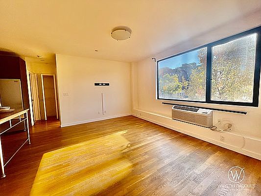 1st image of 125 Lexington Ave APT 2D