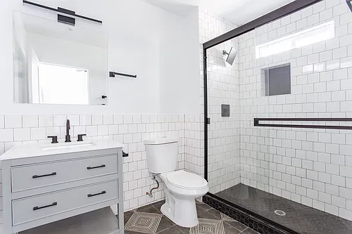 Floor plan 1158 1/4 W 37th St