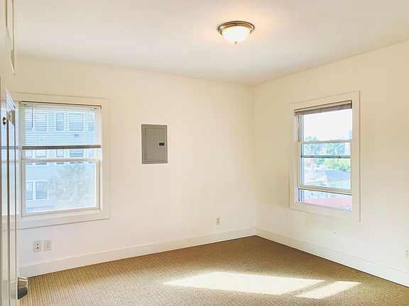 4th image of 510 20th St #4