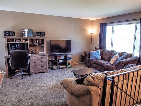 2nd image of 6484 S Daffodil Way
