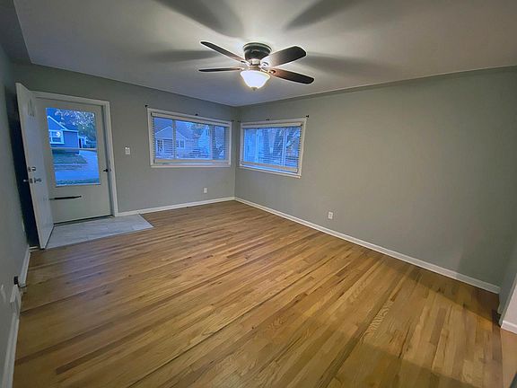 3rd image of 311 N Edgeworth Ave